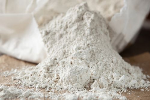 Diatomaceous Earth vs. Koalin Clay